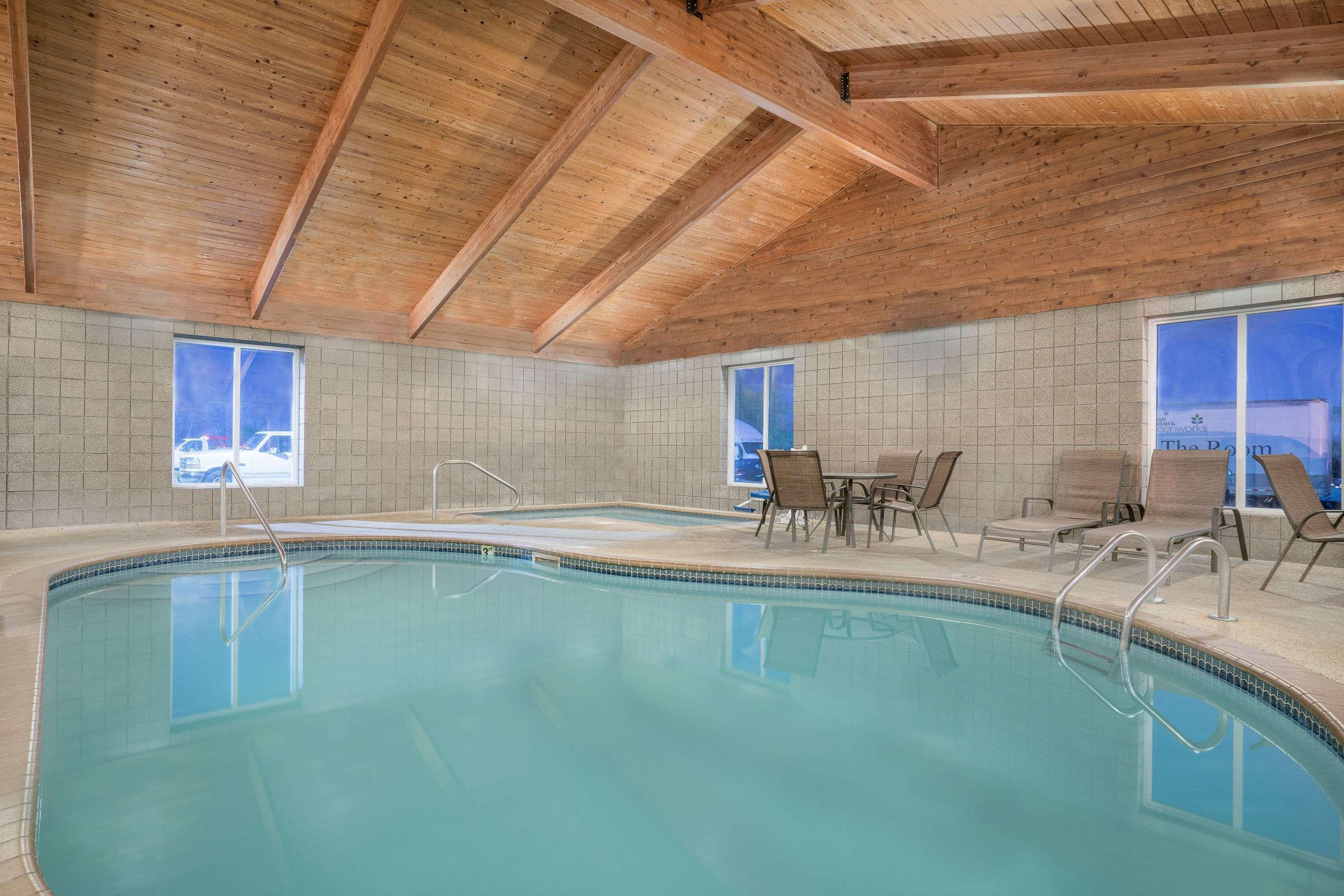 Days Inn By Wyndham Alexandria Mn エクステリア 写真