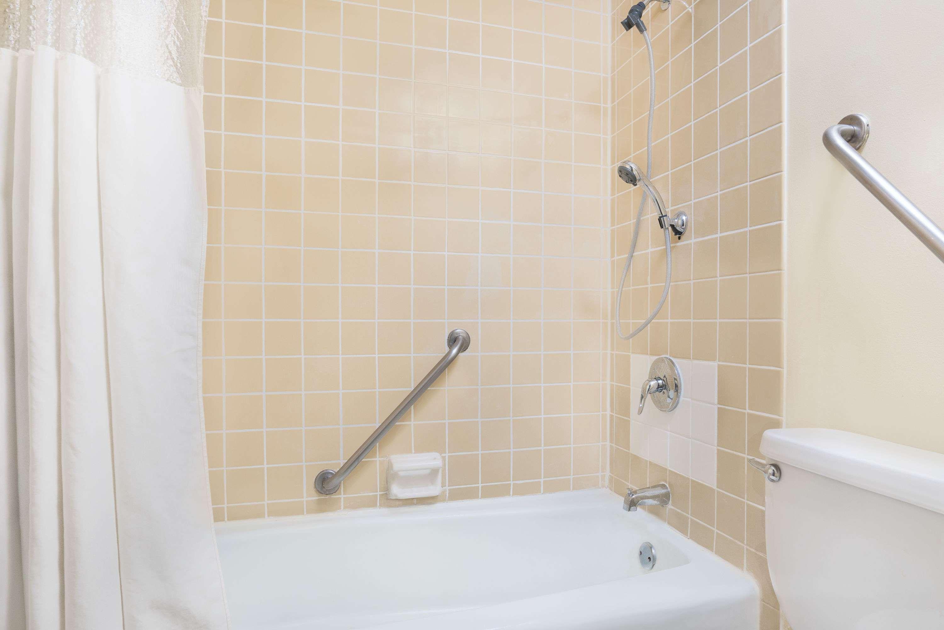 Days Inn By Wyndham Alexandria Mn エクステリア 写真