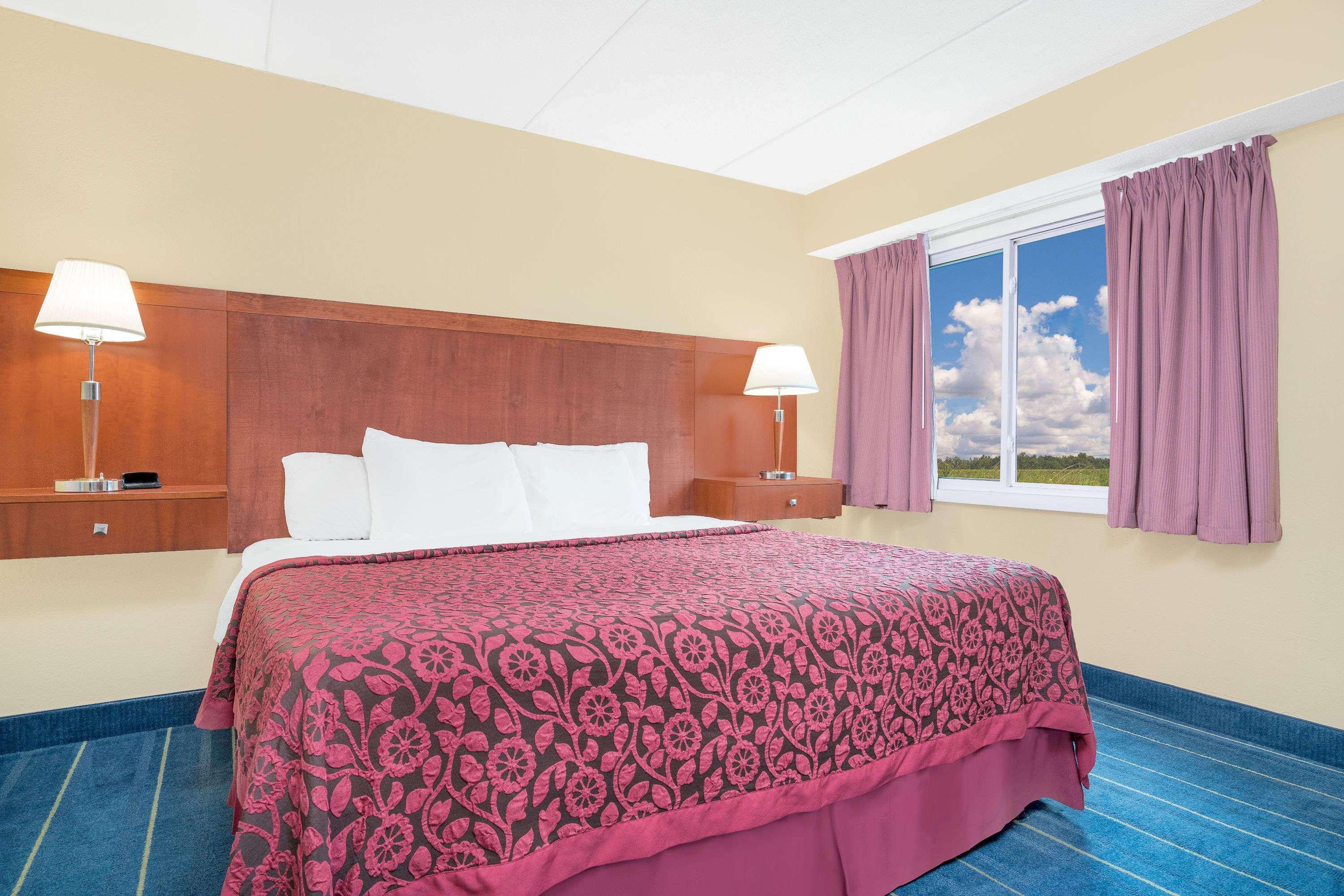 Days Inn By Wyndham Alexandria Mn エクステリア 写真