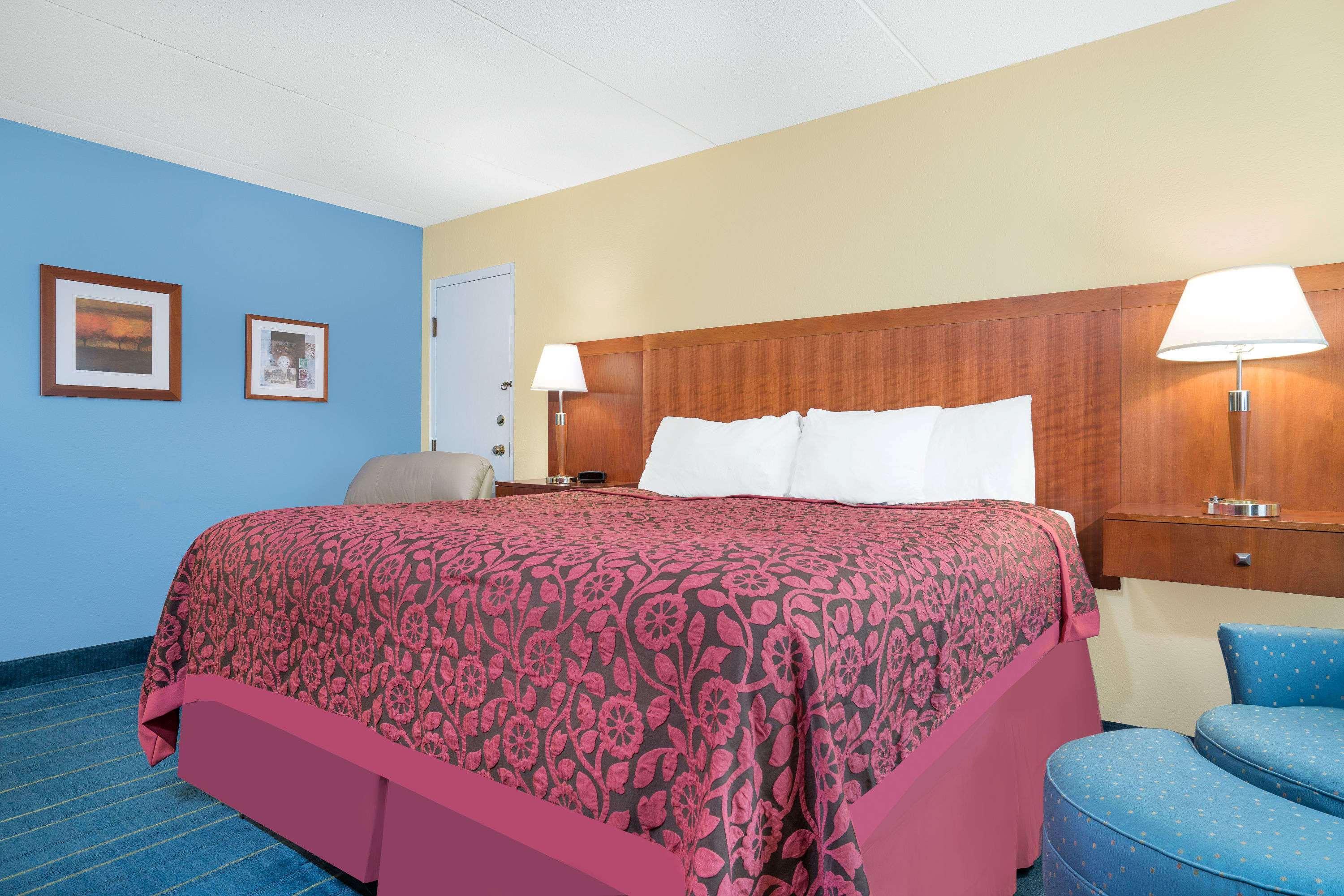 Days Inn By Wyndham Alexandria Mn エクステリア 写真