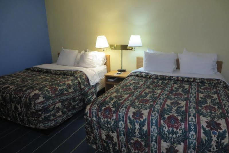 Days Inn By Wyndham Alexandria Mn エクステリア 写真